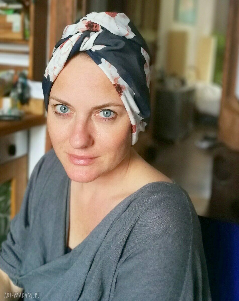 Turban damski w kwiaty boho - wiosenny i letni patchwork na podszewce