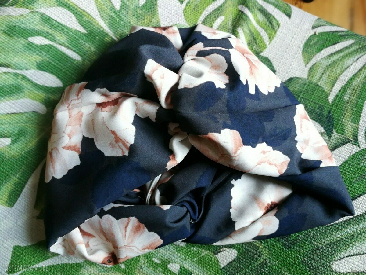 Turban damski w kwiaty boho - wiosenny i letni patchwork na podszewce