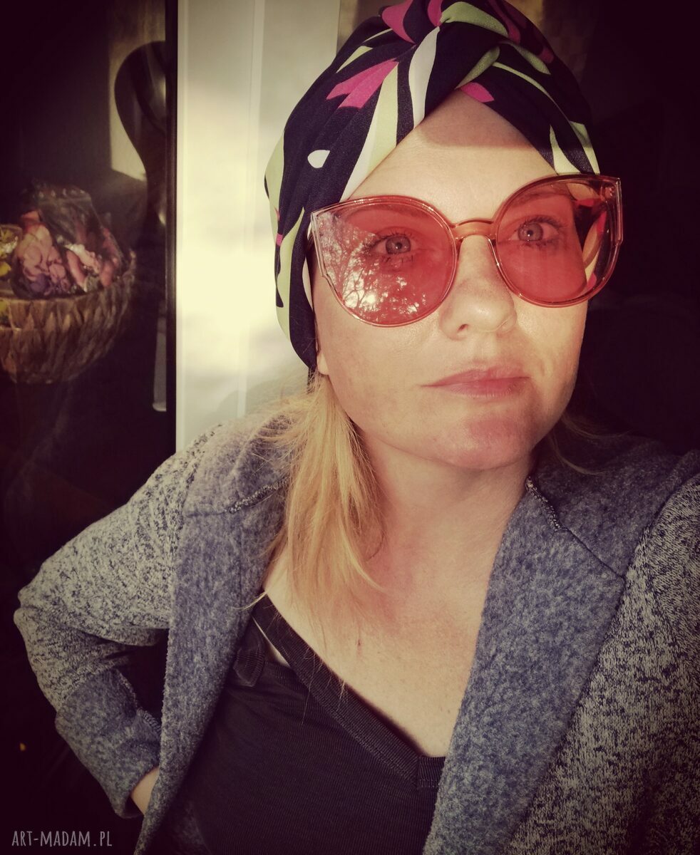 Turban dzianinowy uniwersalny - wiosenny, imprezowy i wygodny na co dzień