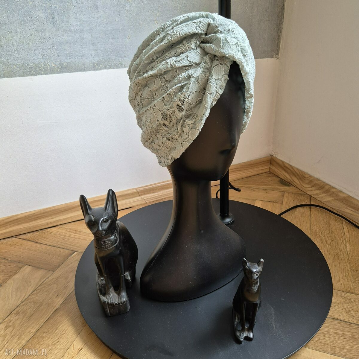 Turban koronkowy niebiesko-gołębi - uniwersalny handmade