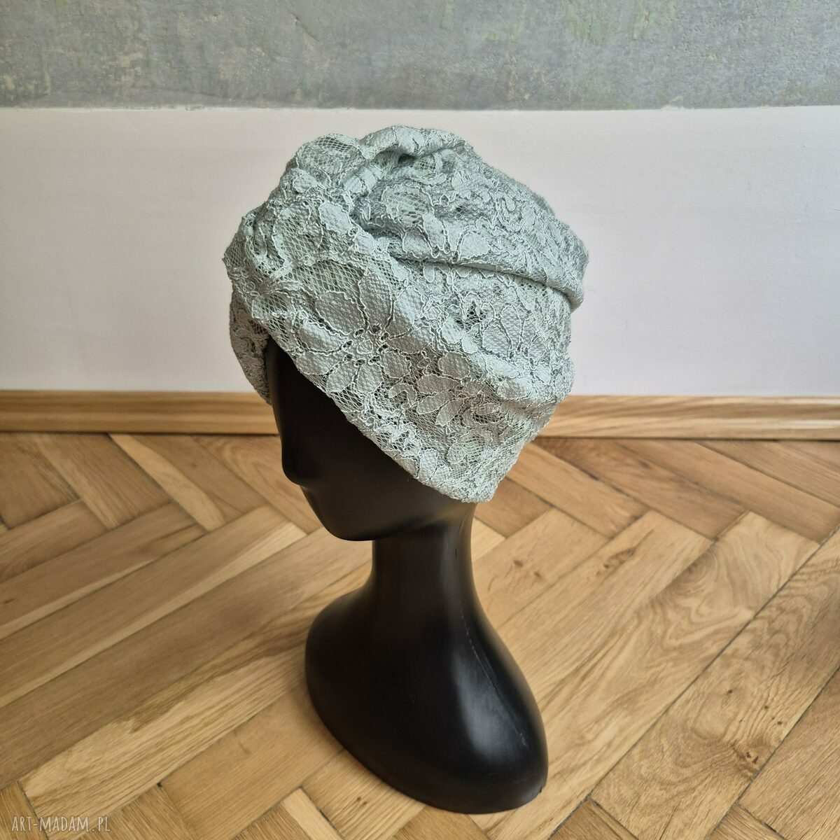 Turban koronkowy niebiesko-gołębi - uniwersalny handmade
