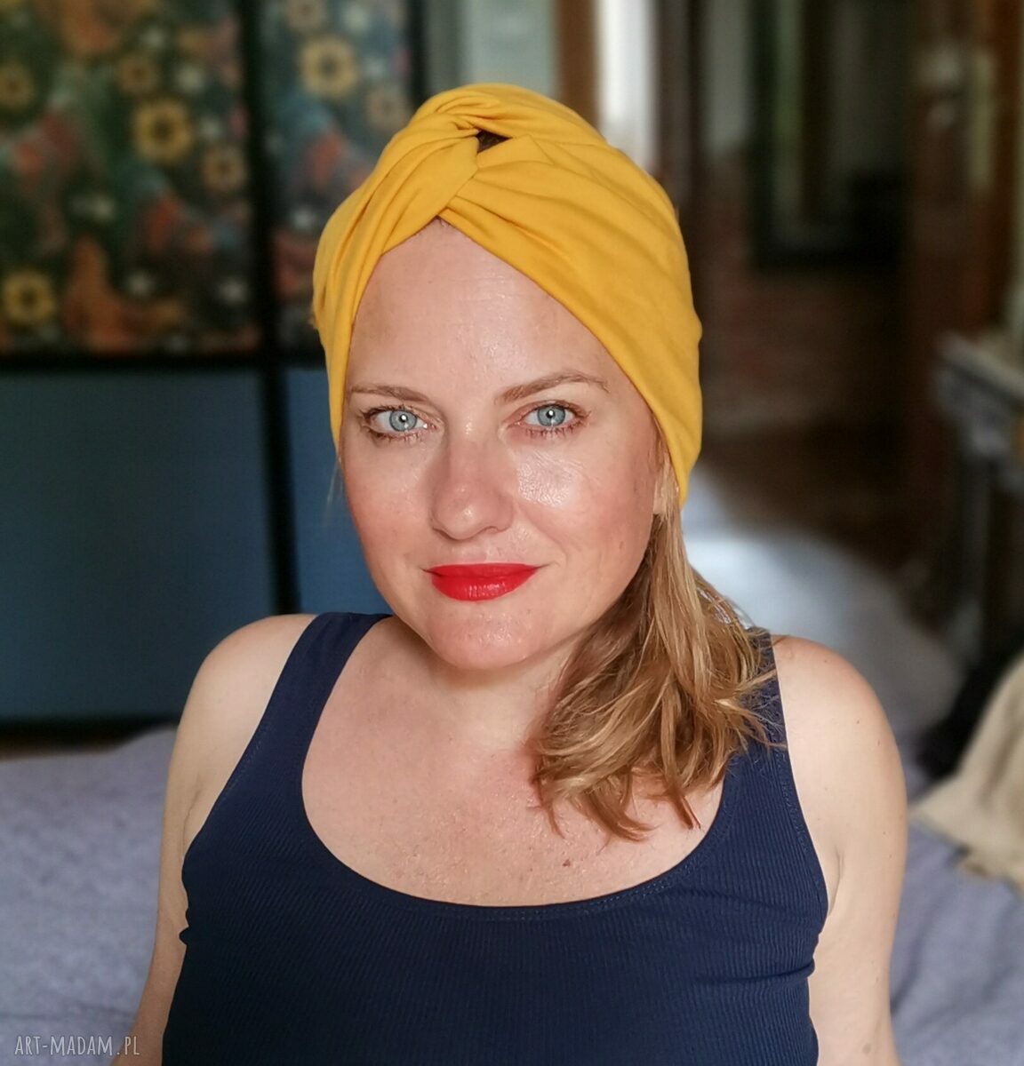 Turban wiosenny zolty etno rozmiar uniwersalny, nie uciska głowy, fajnie się układa, jest miękki