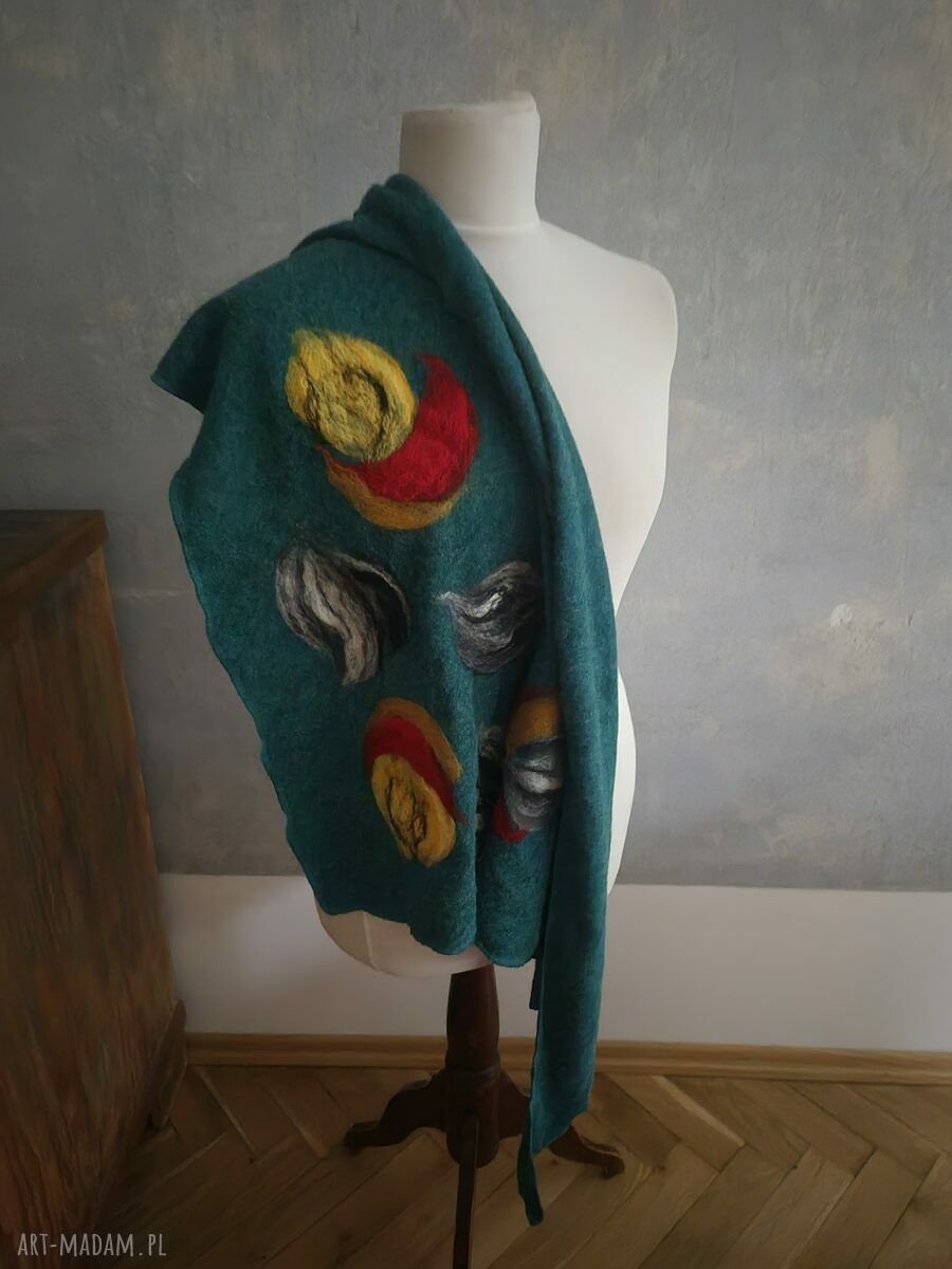 Turkusowa chusta boho handmade z wełny merynosów - filcowane elementy
