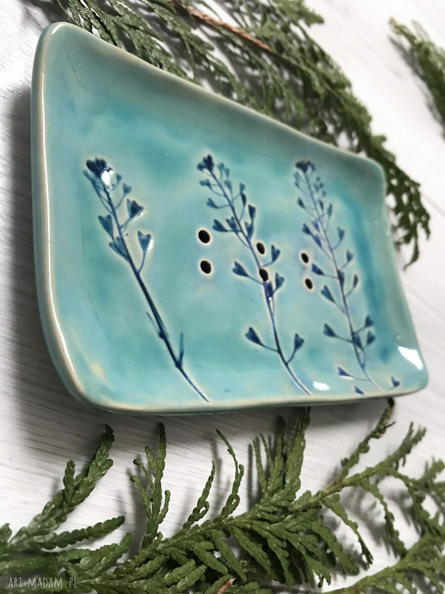 Turkusowa mydelniczka ceramiczna - rękodzieło z odpływem wody i szkliwem