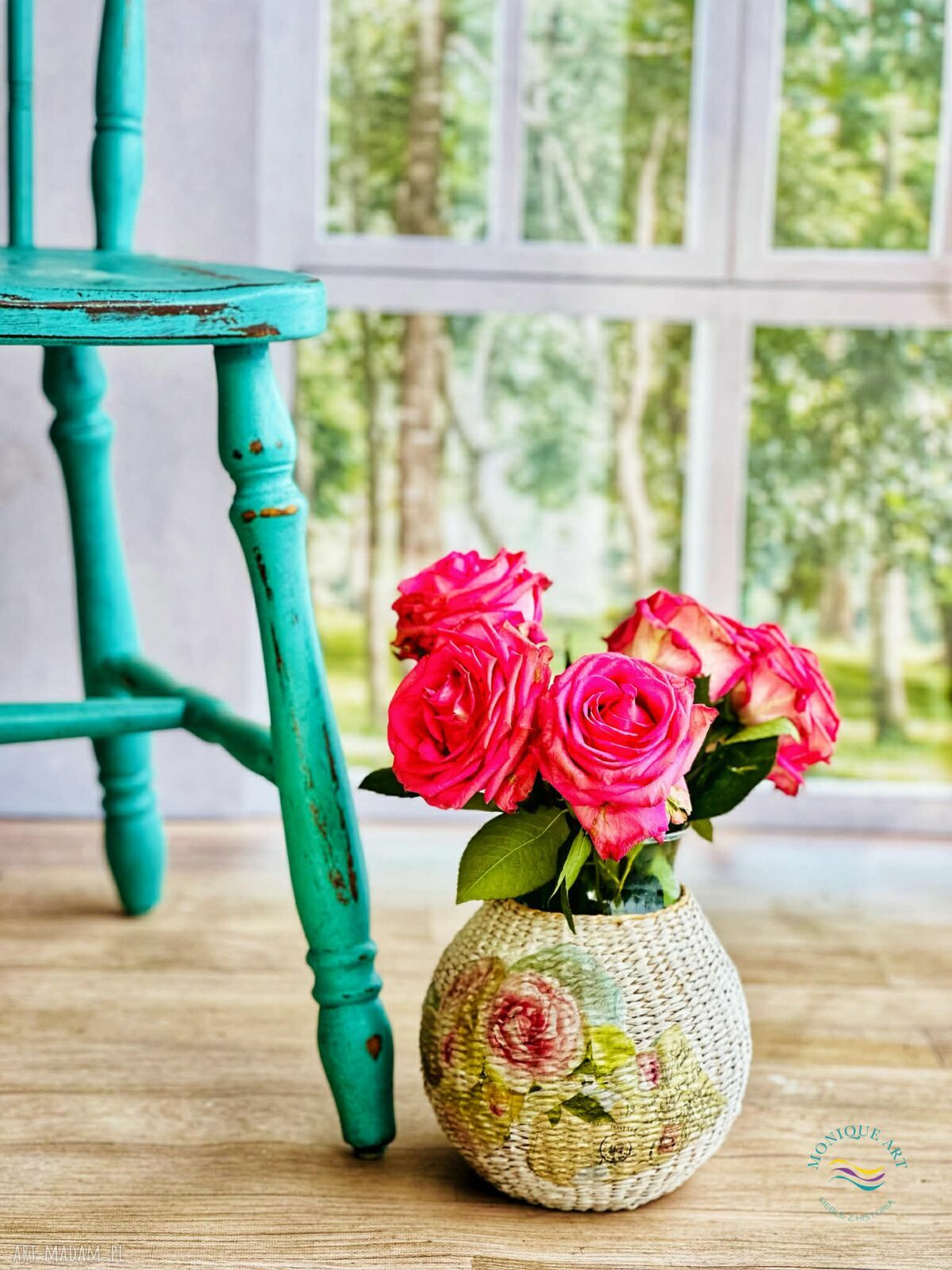Krzesło turkusowe shabby chic - patyczak z charakterem