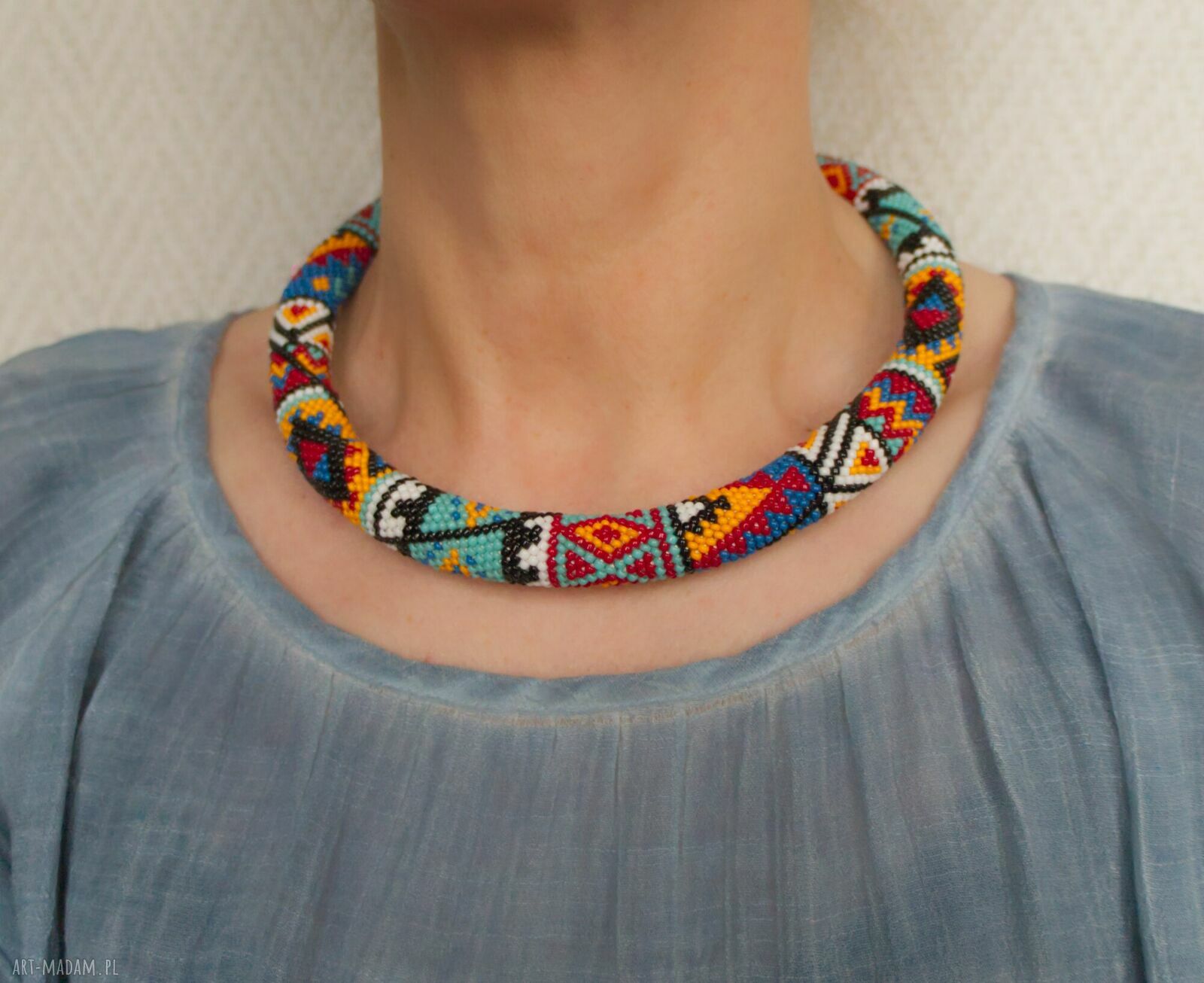 Turkusowo-czerwony naszyjnik koralikowy etno (styl indiański) - rękodzieło boho