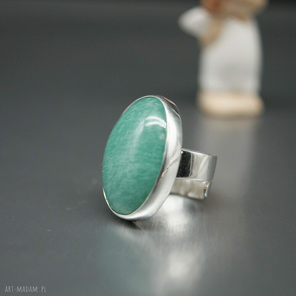 Turkusowy amazonit „Goldriel” - srebrny pierścionek z regulacją rozmiaru 14-21
