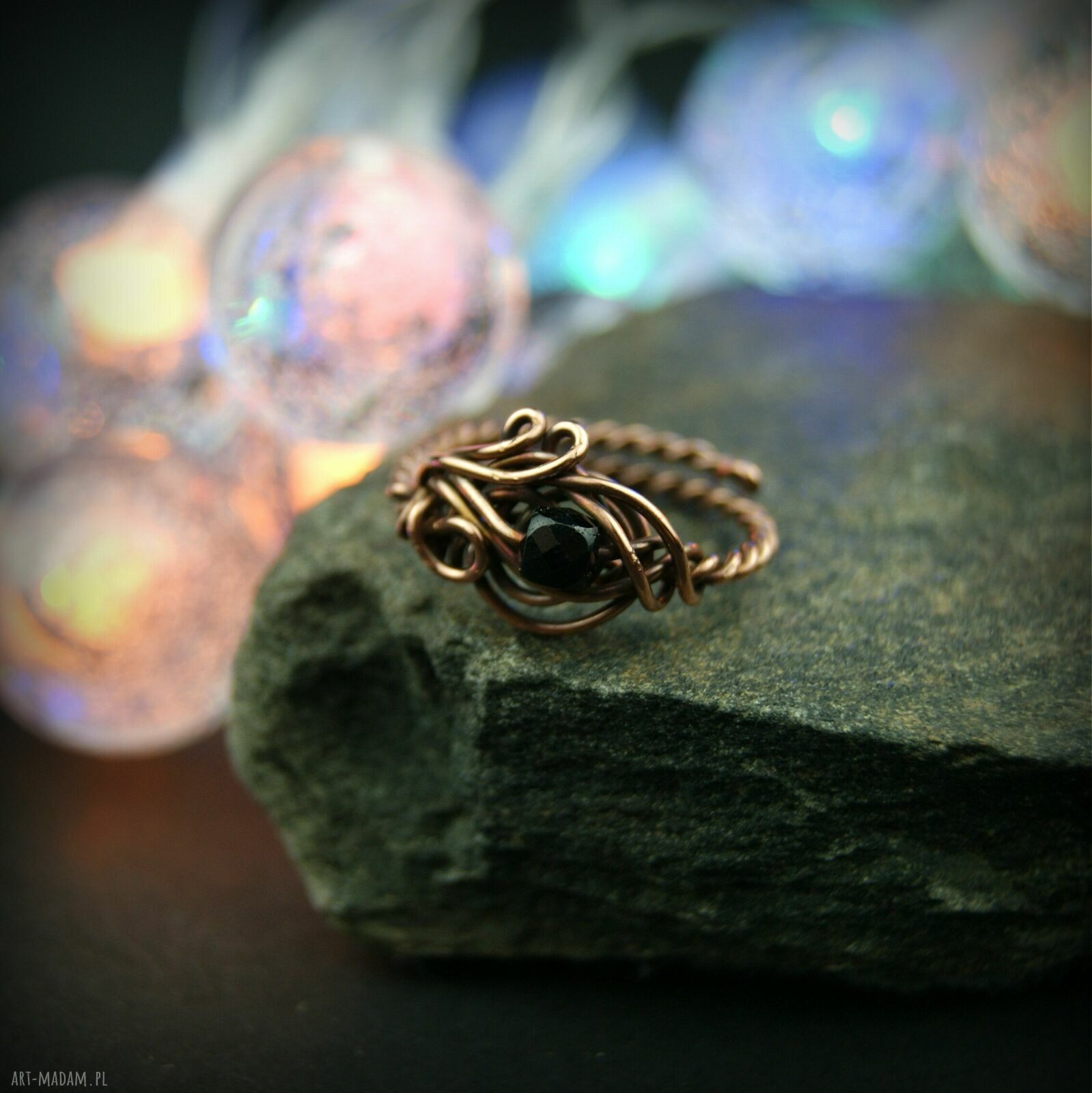Turmalin - regulowany pierścionek z miedzi w technice wire wrapping