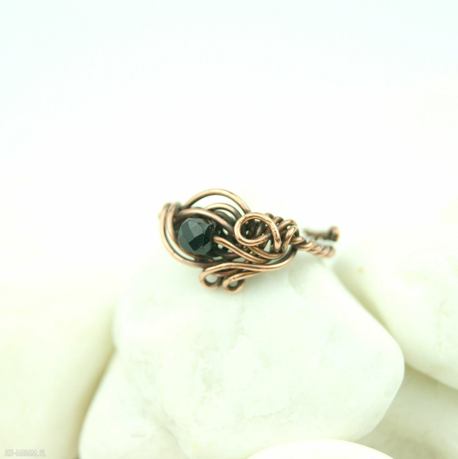 Turmalin - regulowany pierścionek z miedzi w technice wire wrapping