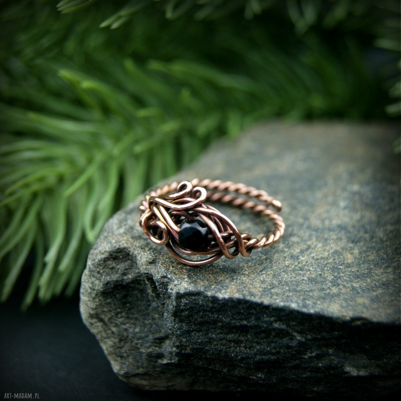 Turmalin - regulowany pierścionek z miedzi w technice wire wrapping