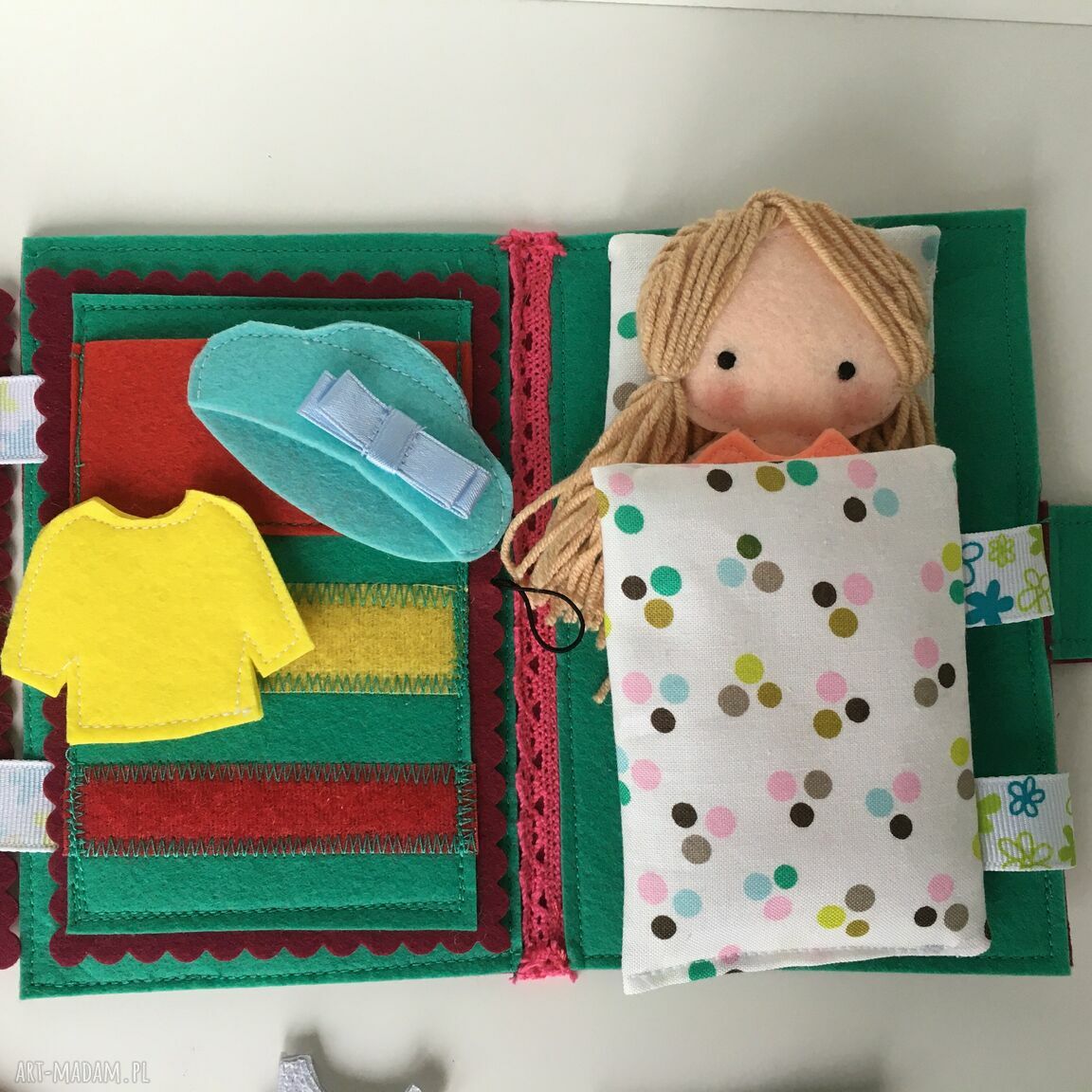 lalki: Ubieranka. Lalka z ubrankami do przebierania. Ręcznie robione