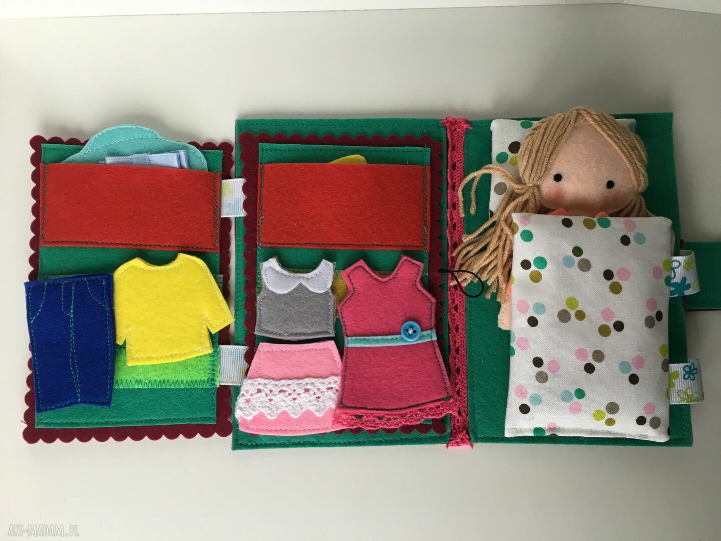 lalki: Ubieranka. Lalka z ubrankami do przebierania. Ręcznie robione