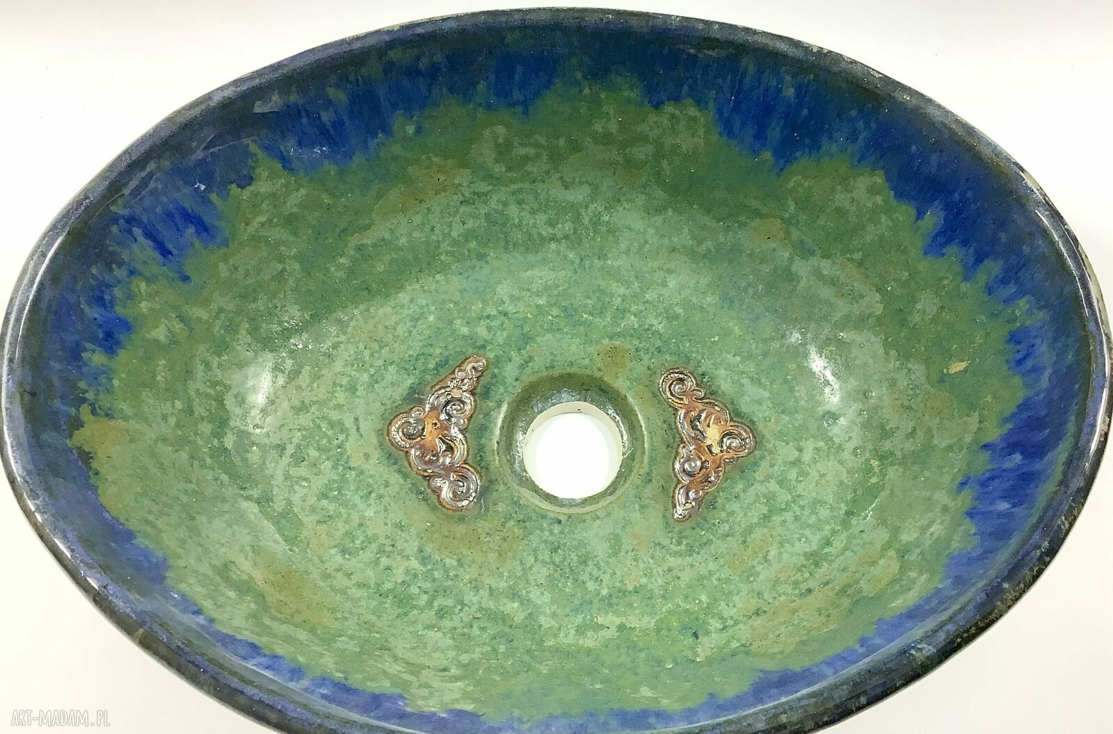 Umywalka ceramiczna Jeziorak - rękodzieło, które nada łazience charakteru