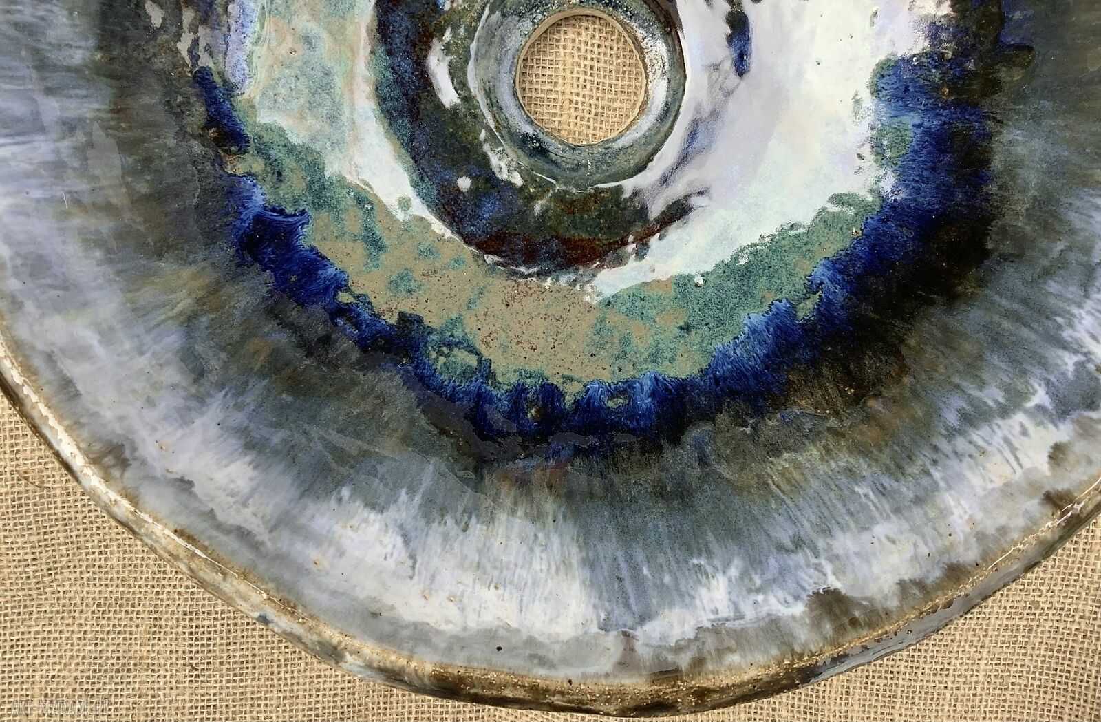 Umywalka ceramiczna „Ocean” - morski blask w Twojej łazience