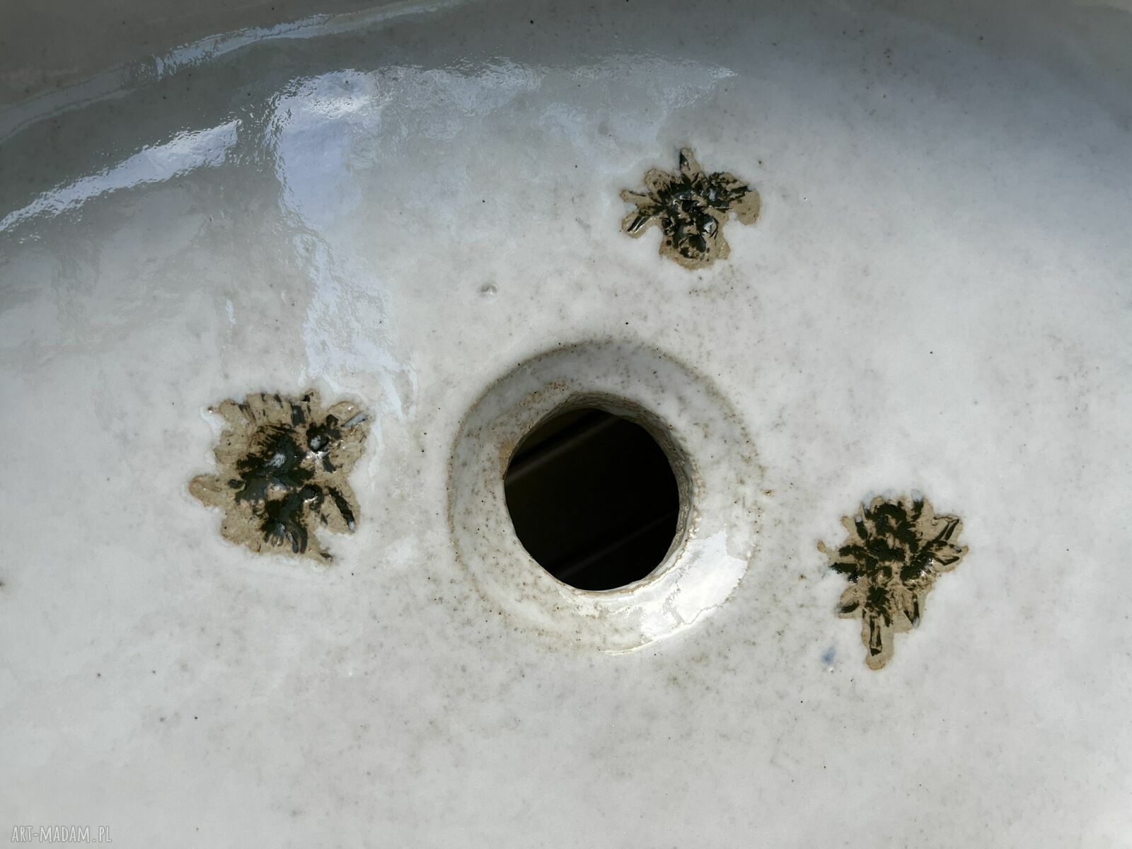 Owalna umywalka ceramiczna „Szarotki” - nablatowa, ręcznie robiona