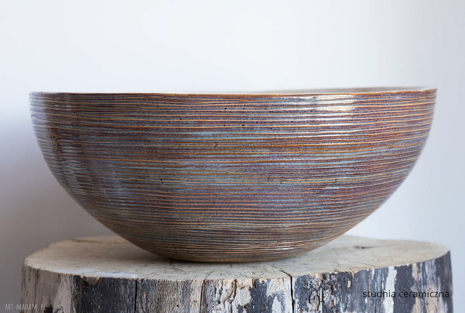 Ręcznie wykonana umywalka ceramiczna nablatowa