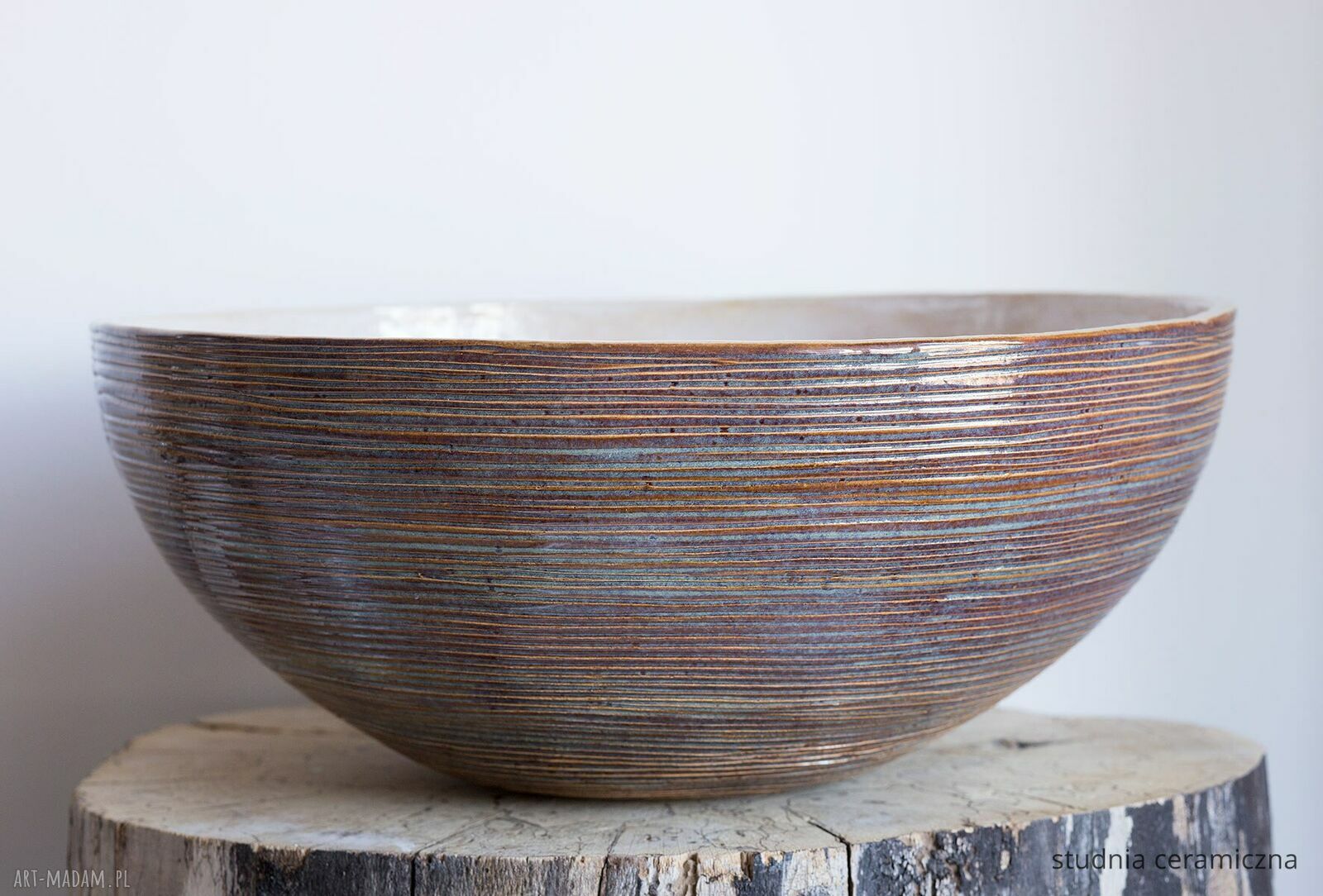 Ręcznie wykonana umywalka ceramiczna nablatowa