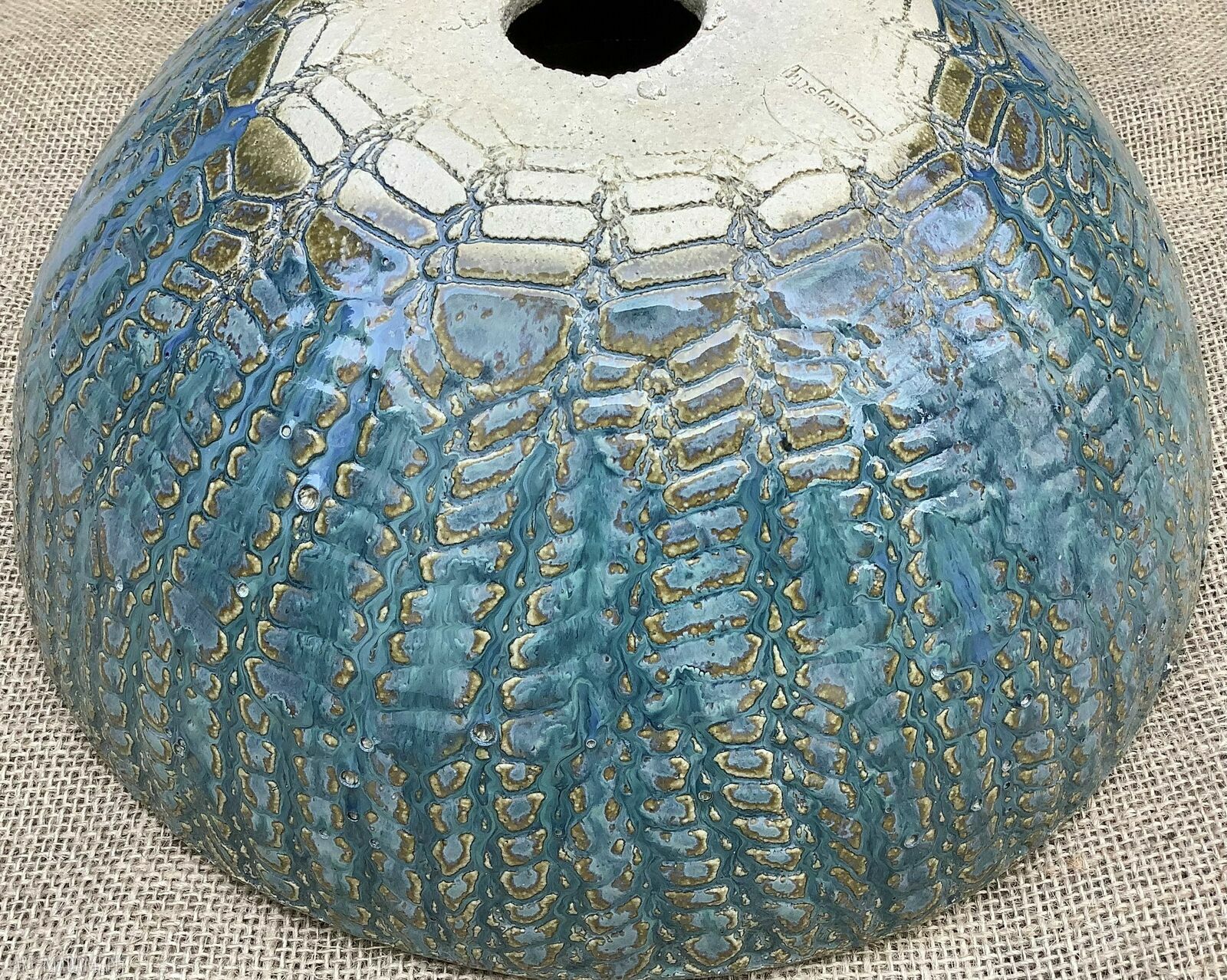 Umywalka ceramiczna nablatowa w kropeczki - unikat do Twojej łazienki