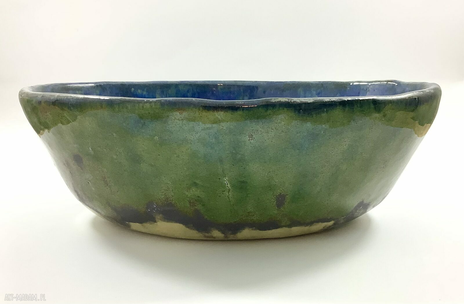 Umywalka ceramiczna Jeziorak - rękodzieło, które nada łazience charakteru