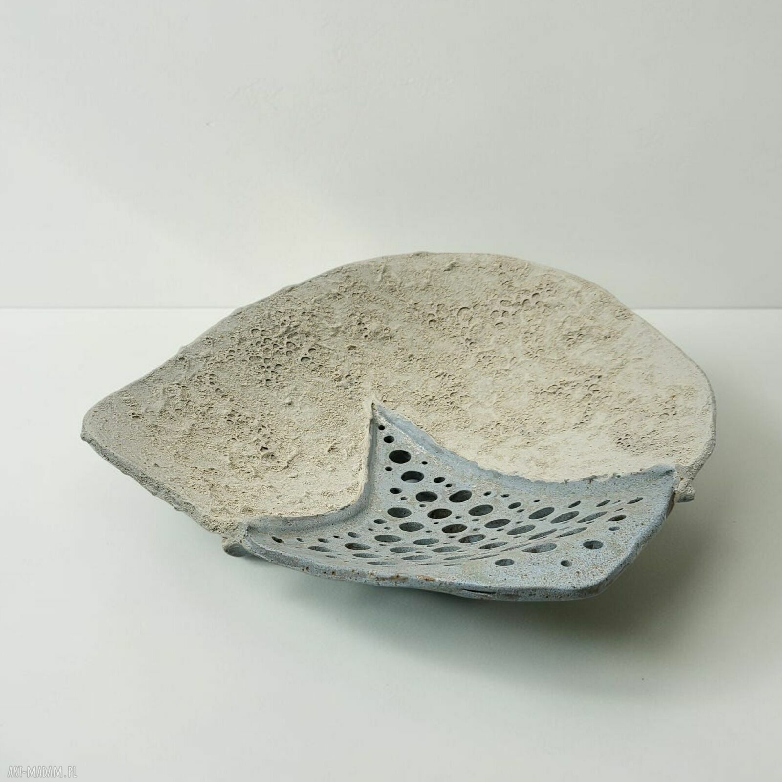 Unikalna ceramiczna patera handmade - efektowna dekoracja stołu