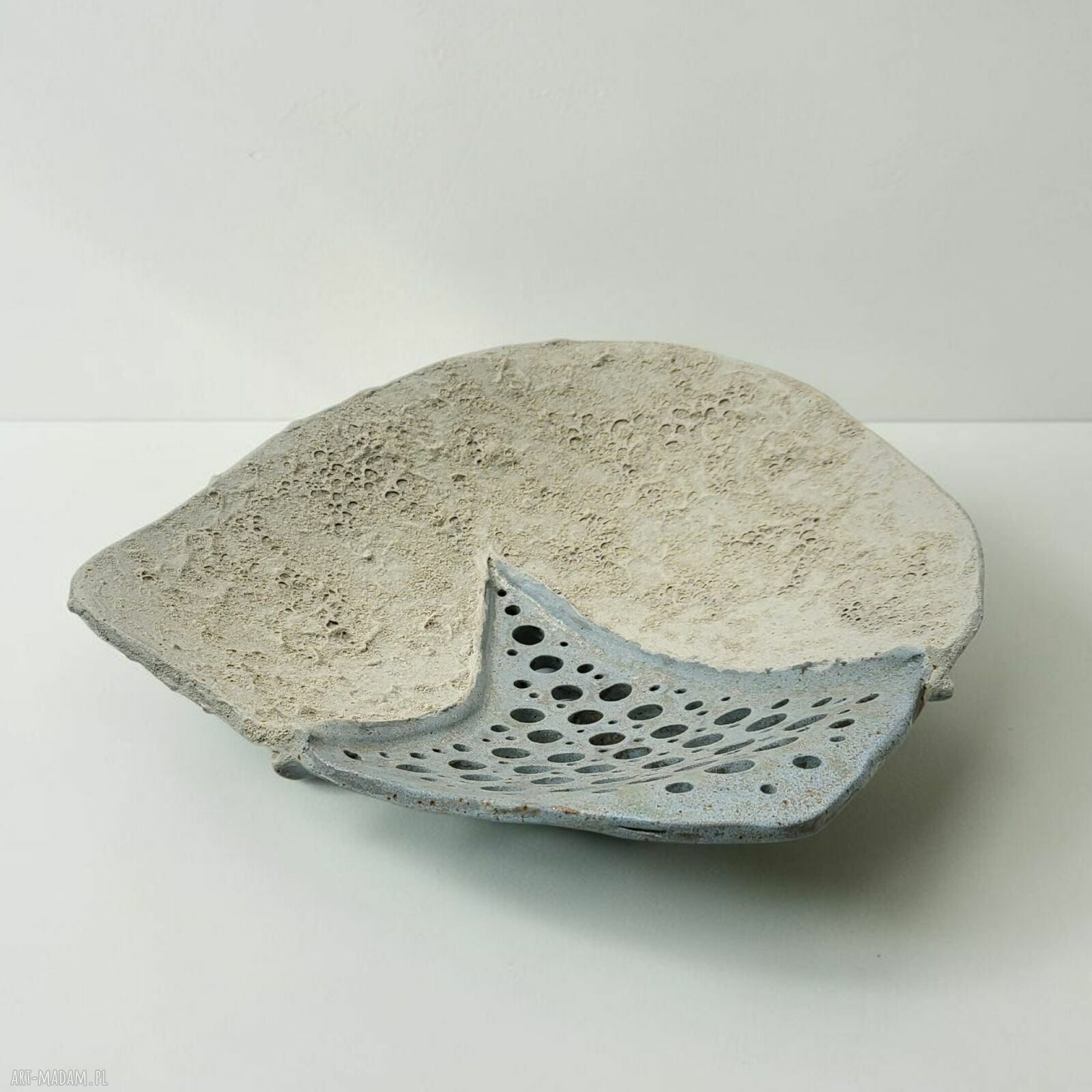 Unikalna ceramiczna patera handmade - efektowna dekoracja stołu