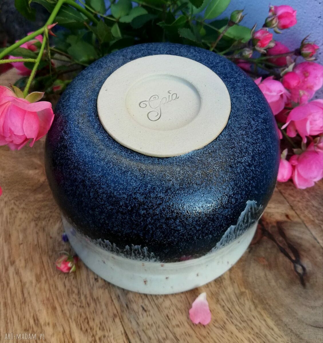 Unikalna czarka ceramiczna czarno-biała do kawy, herbaty i matcha (250 ml)