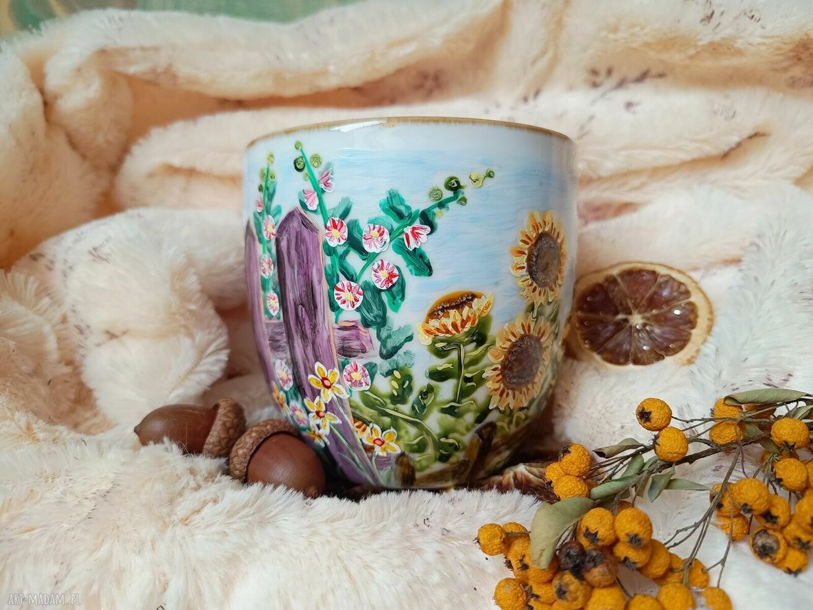 Nostalgiczny kubek ręcznie malowany 480 ml z pejzażem wiejskim