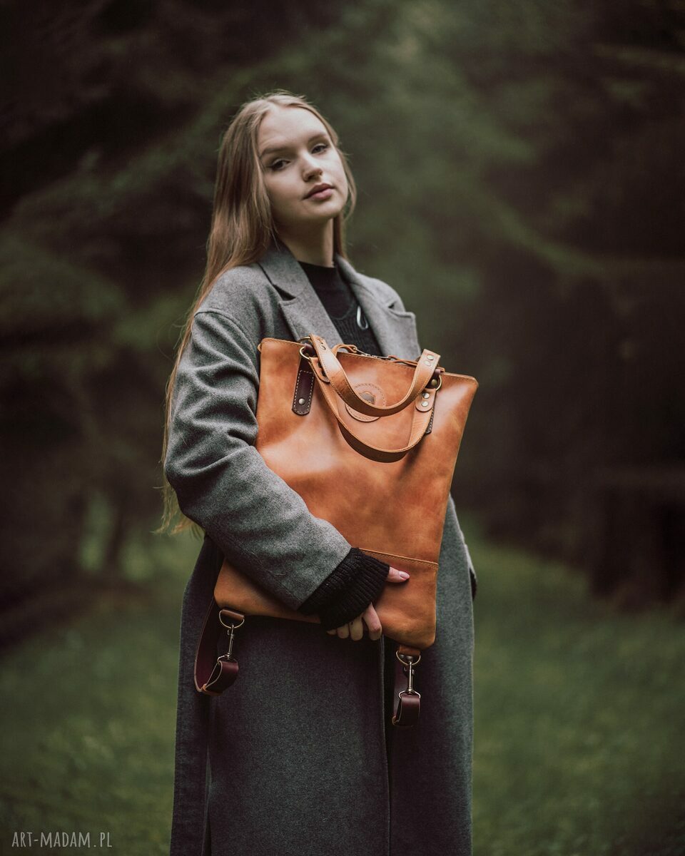 Unikalny plecak - torebka ręcznie wykonany przez Ladybuq Art Studio torba z naturalnej skóry
