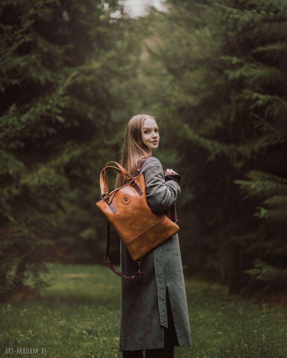 Unikalny plecak - torebka ręcznie wykonany przez Ladybuq Art Studio torba z naturalnej skóry