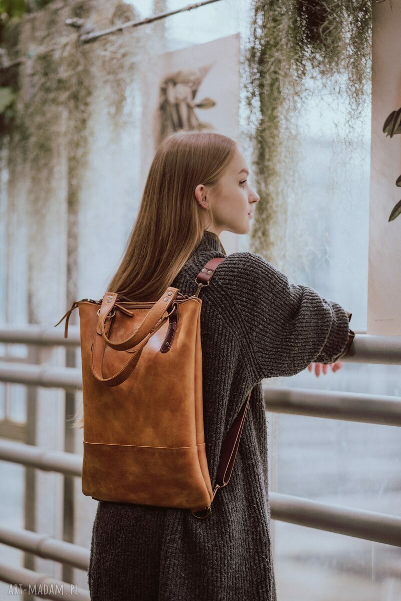 Unikalny plecak - torebka ręcznie wykonany przez Ladybuq Art Studio torba z naturalnej skóry
