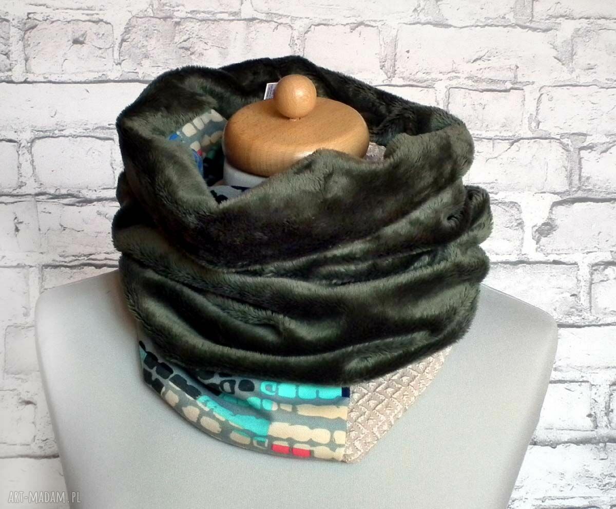 Unikatowy szal-komin z misiem w środku - ciepły i milutki handmade