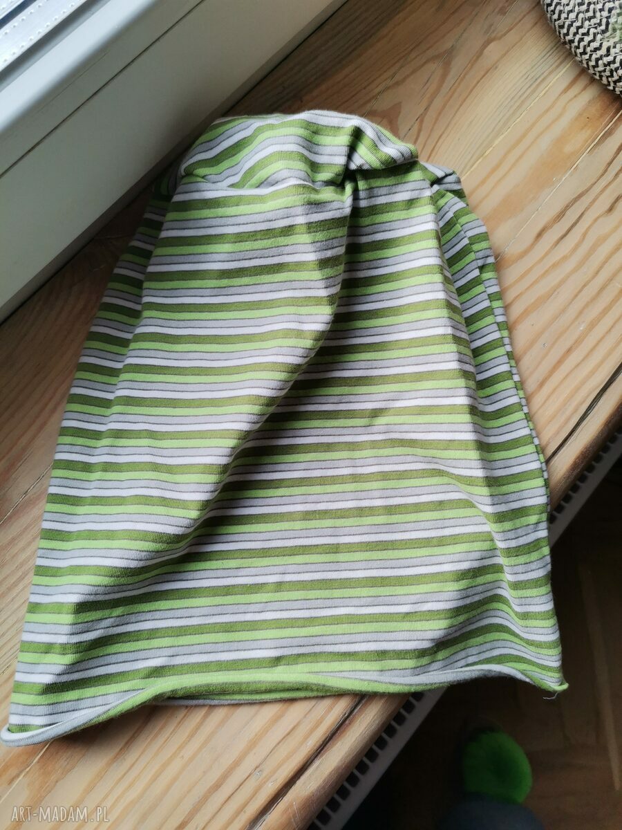 Ręcznie robiona etno-czapka unisex w paski boho z frędzlami (bez podszewki)