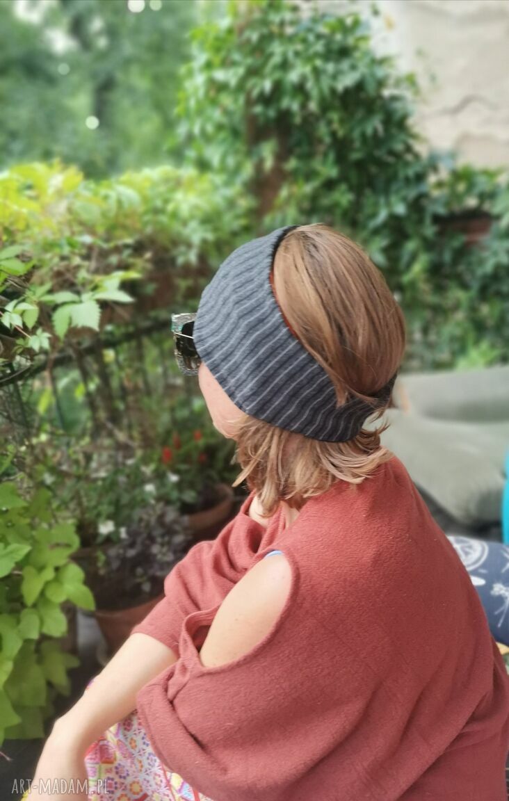 Boho opaska unisex z dzianiny Ruda Klara - dobra na rower
