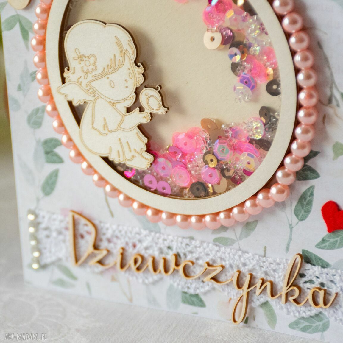 Uniwersalna kartka dla dziewczynki Koziołkowe Love - shaker box