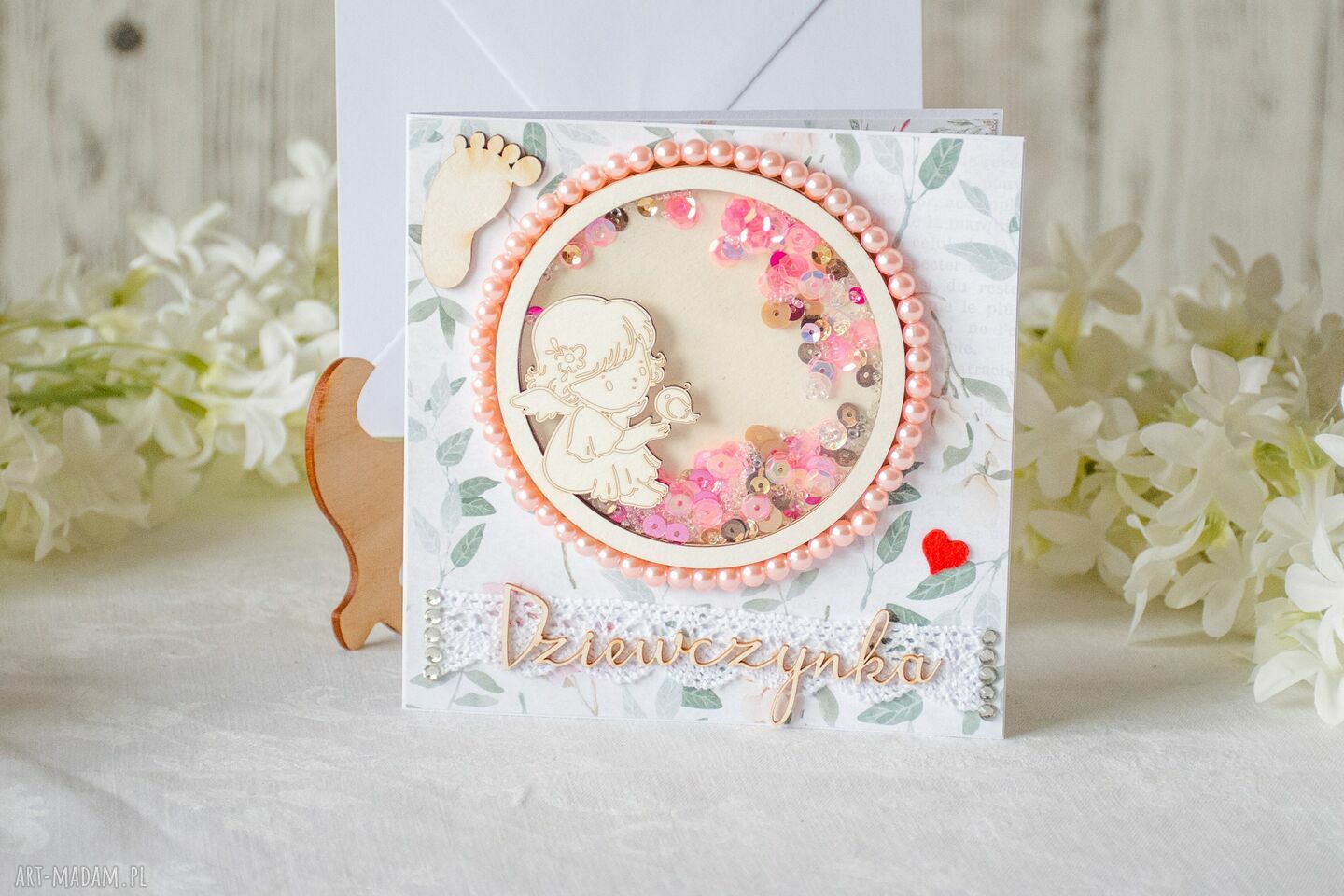 Uniwersalna kartka dla dziewczynki Koziołkowe Love - shaker box