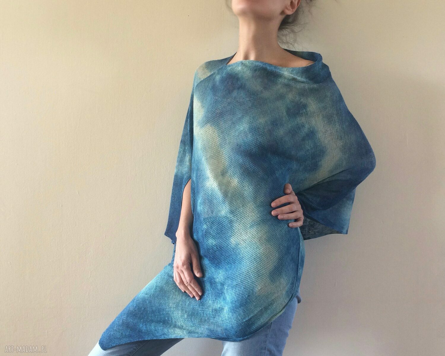 Uniwersalne lniane ponczo blue - narzutka handmade one size