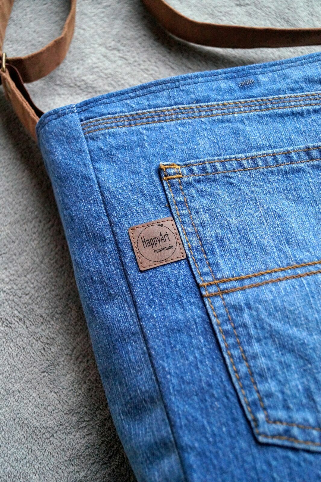 Upcyklingowa jeansowa mini torebka damska na ramię - zero waste