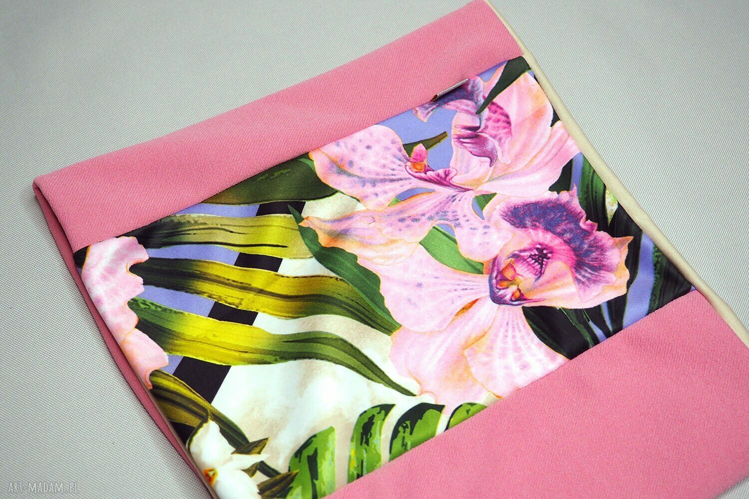 Szal komin na wiosnę z orchideą - różowy, ręcznie robiony