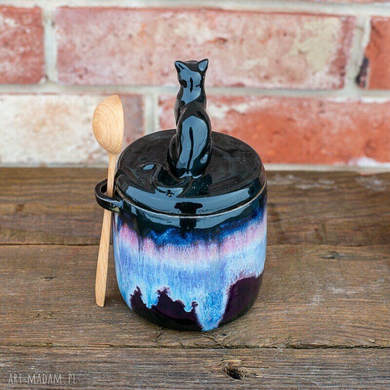 Urokliwa cukiernica - pojemnik na cukier z kotem Czarna Violetta z drewnianą łyżeczką (ceramika handmade)