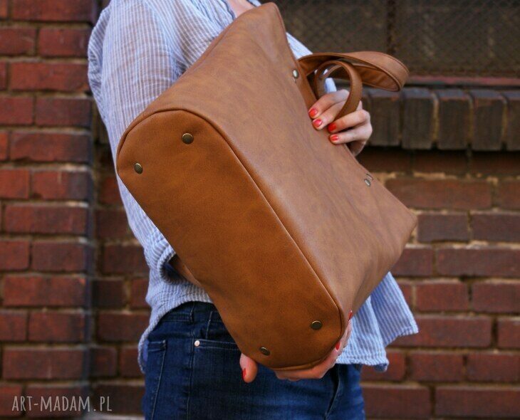 Owal vegan rudy hand made