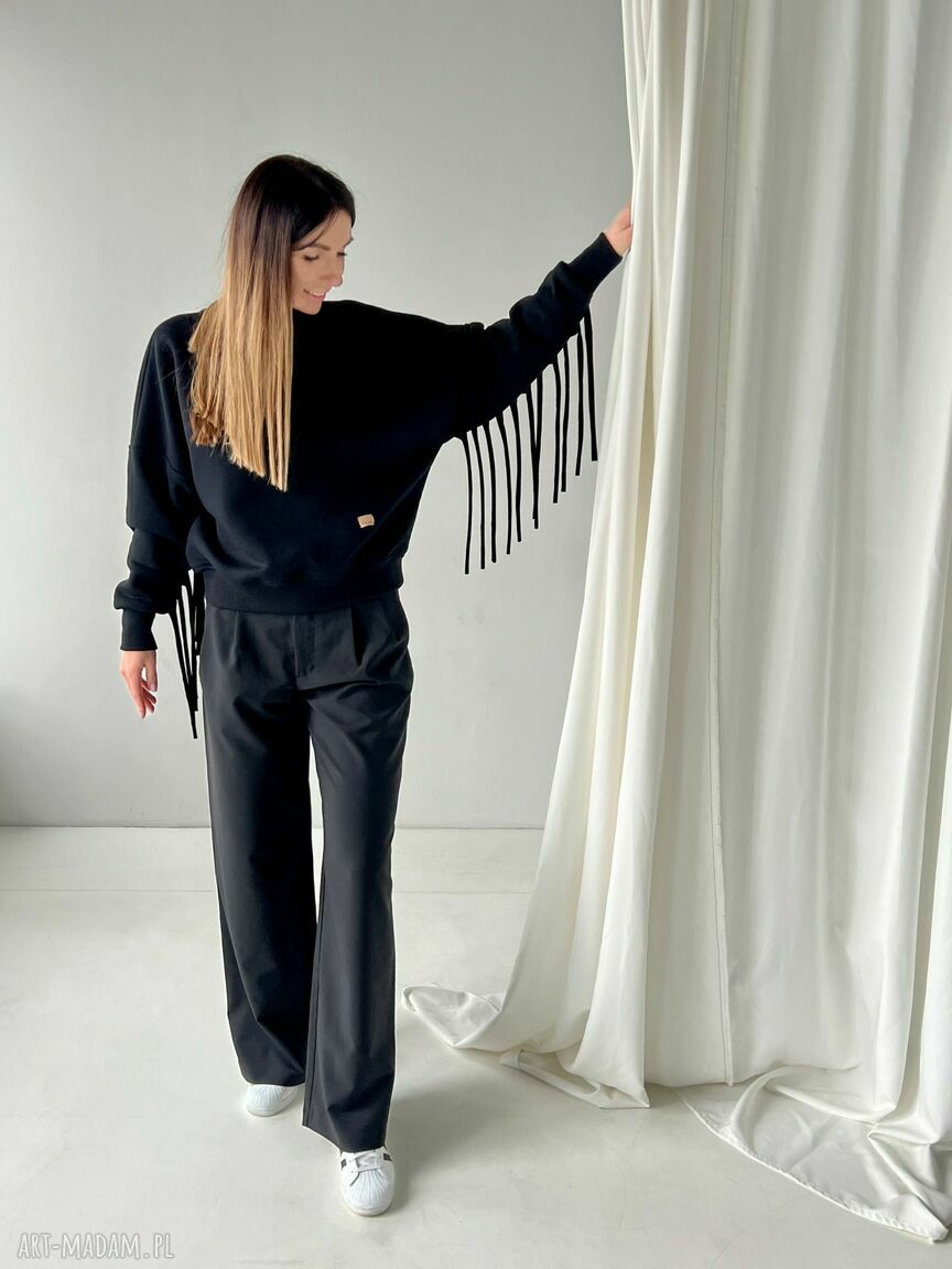 Verona - czarna bluza boho z frędzlami (oversize)