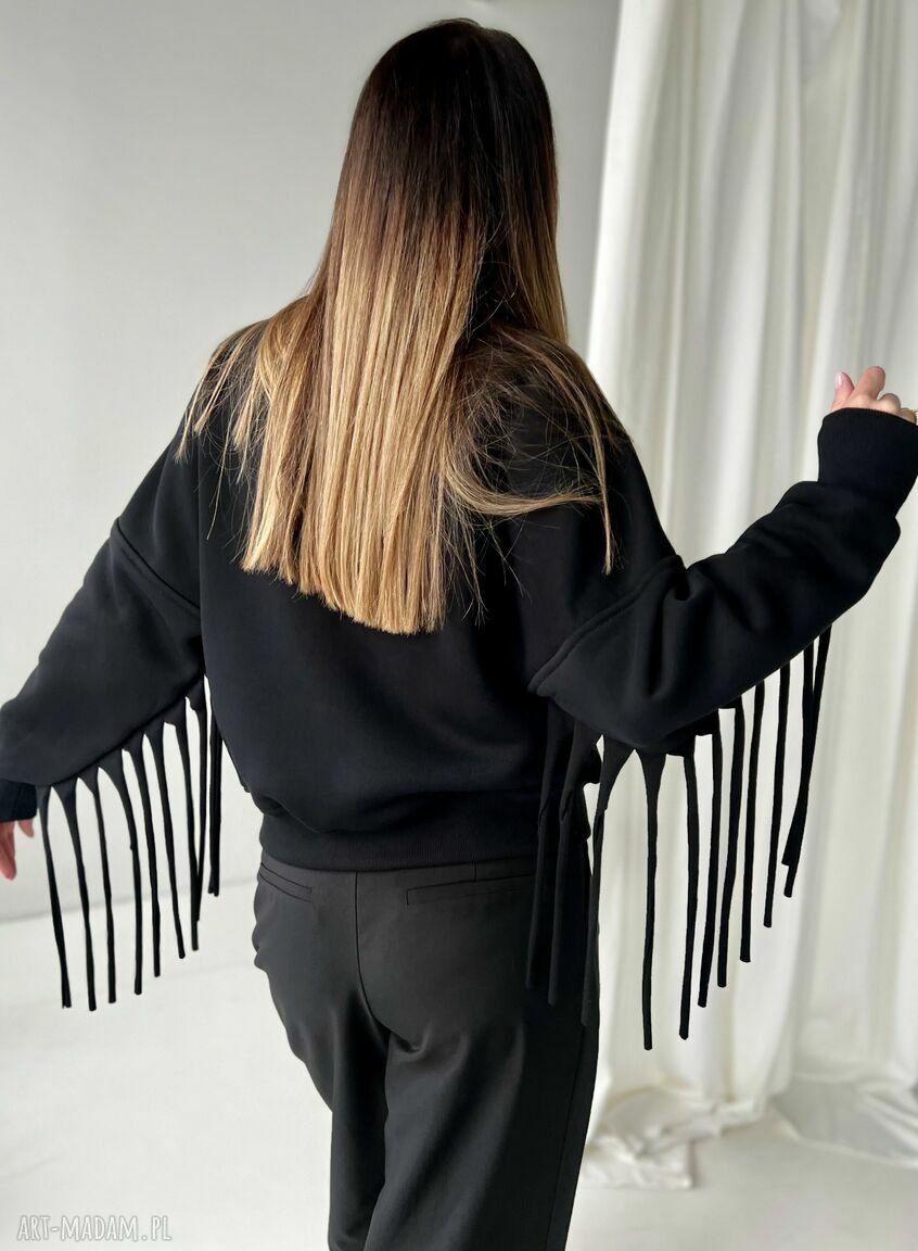 Verona - czarna bluza boho z frędzlami (oversize)