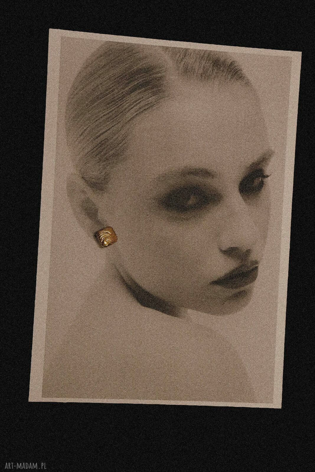 Złote kolczyki retro kwadraty pozłacane sztyfty