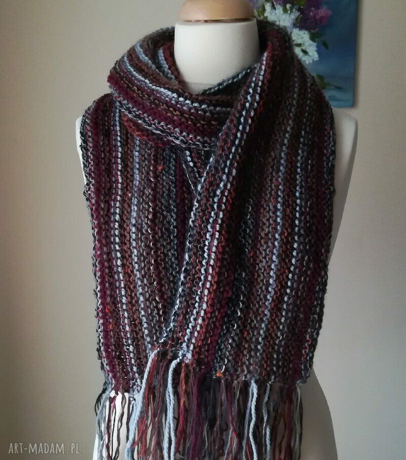 Szal w burgundach unisex - ręcznie dziergany, ciepły i twarzowy