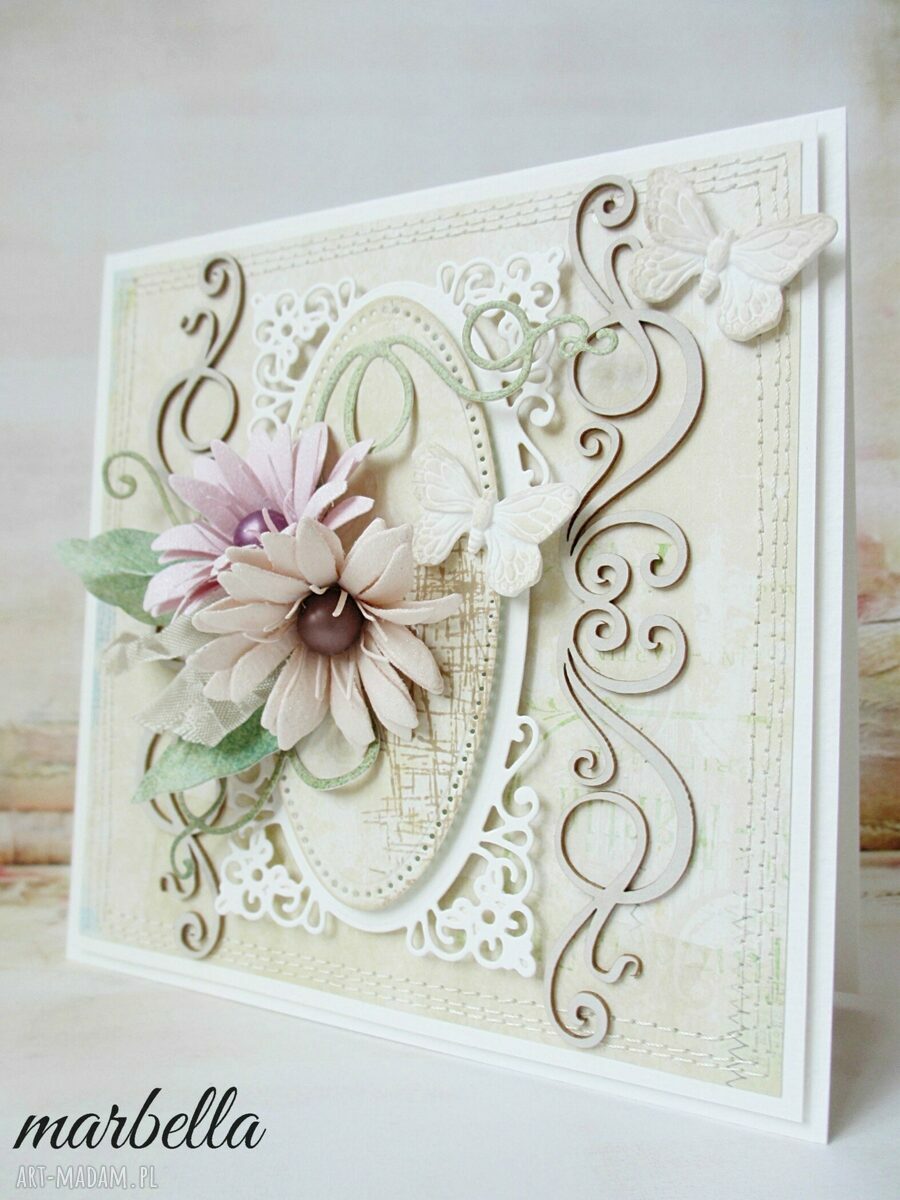 Kartka ślubna w pudełku z scrapbooking 3D - eleganckie gratulacje