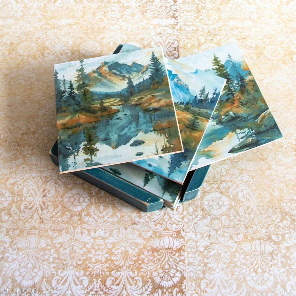 Podkładki drewniane w pudełku - Przygoda w górach