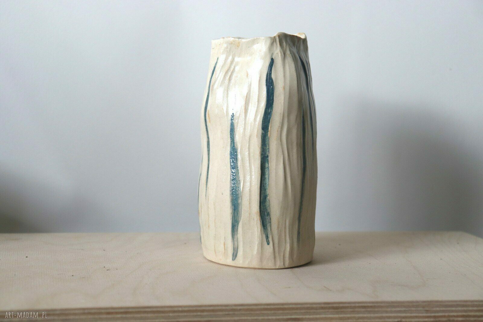Wazon ceramiczny Otuliny - ręcznie formowany, niepowtarzalny