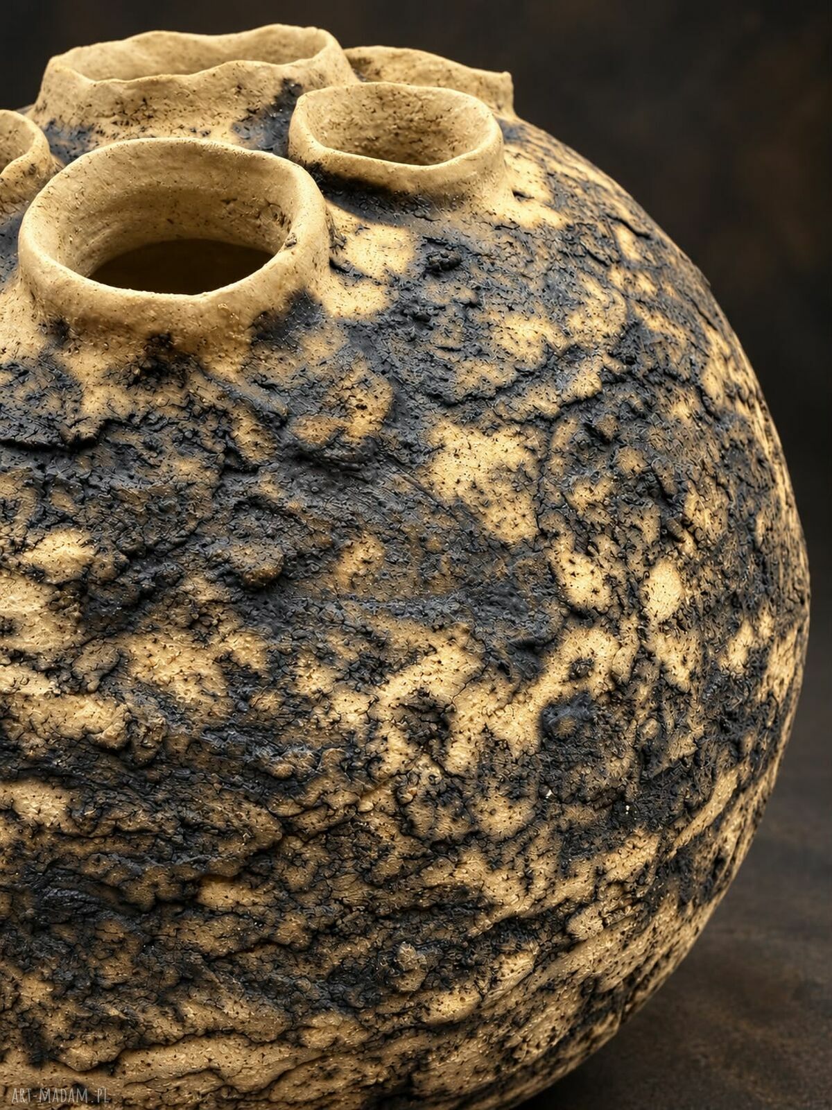 Skorupa Ziemi - ręcznie wykonany wazon ceramiczny