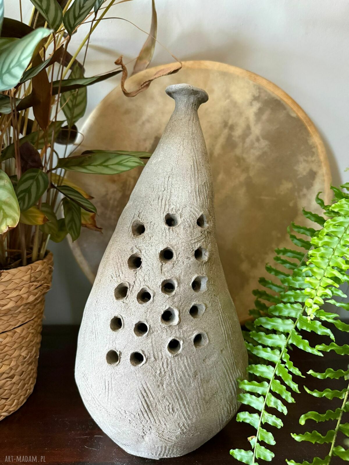 Wazon ceramiczny „Monolit” - ręcznie robiona ceramika do Twojego wnętrza