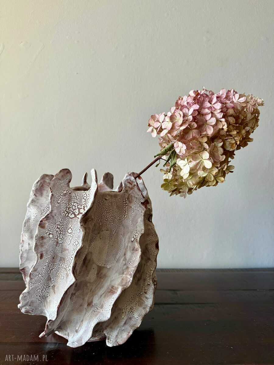 Wazon ceramiczny Oceanic Crush - morska rzeźba na Twoje wnętrze